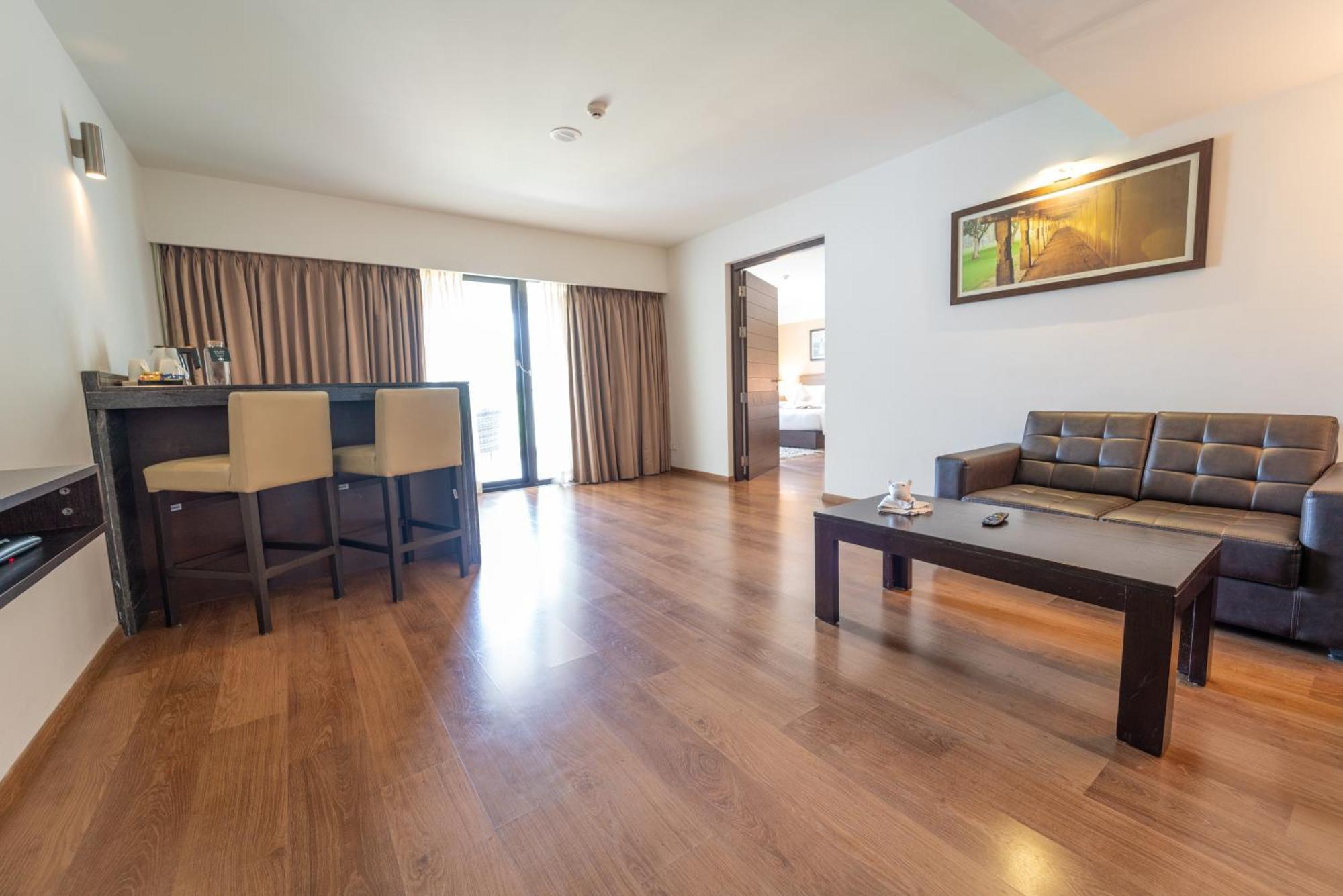 Signature Club Resort Devanahalli Esterno foto