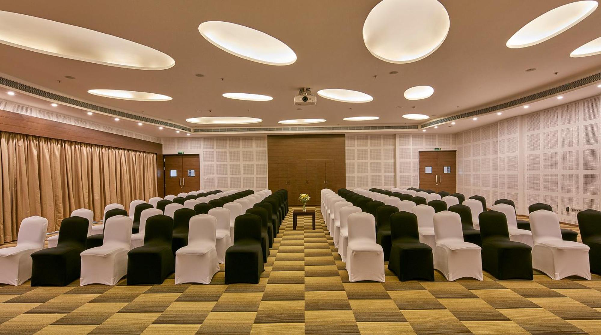 Signature Club Resort Devanahalli Esterno foto