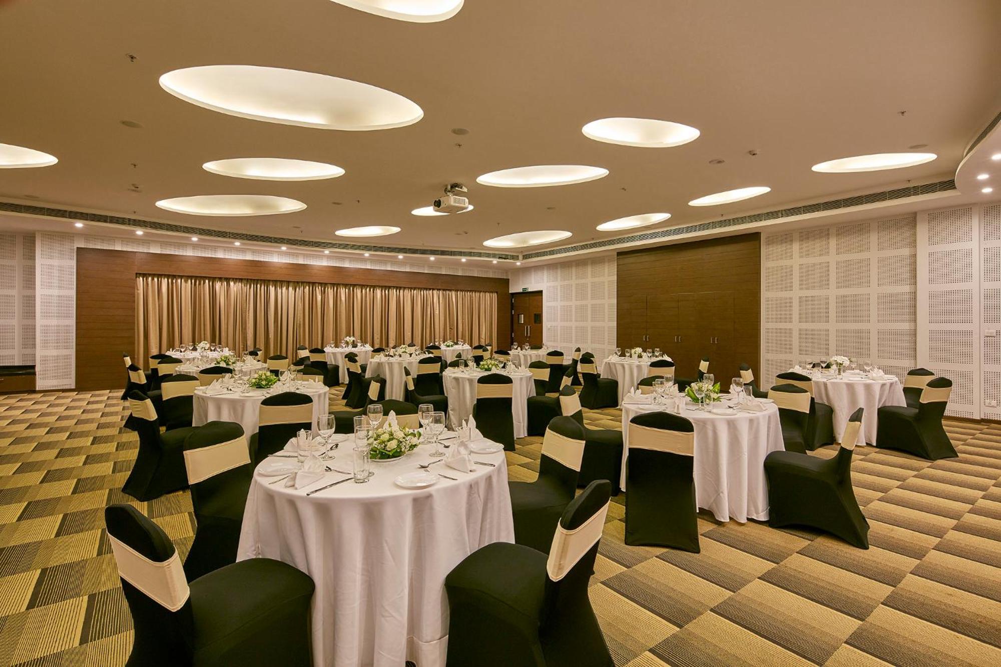 Signature Club Resort Devanahalli Esterno foto